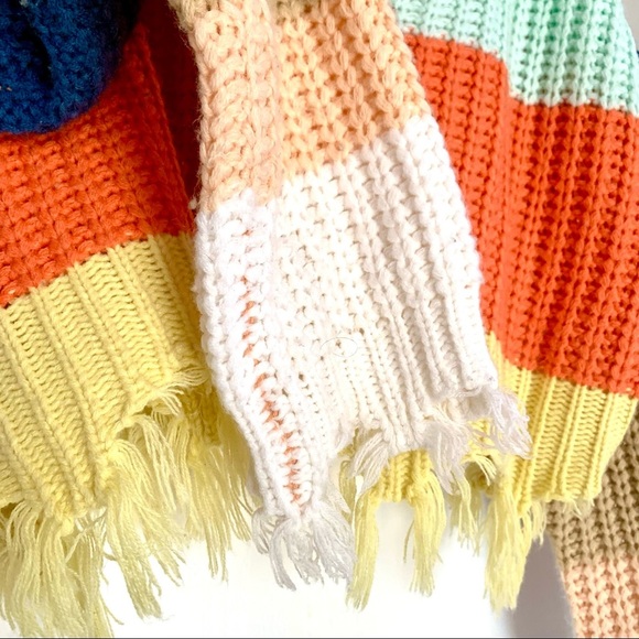 STORIA Distressed Color Block Cropped Sweater🌈 - Picture 11 of 15